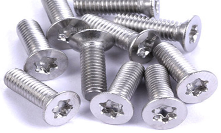 Why not choose carbon steel for CD pattern bolts?